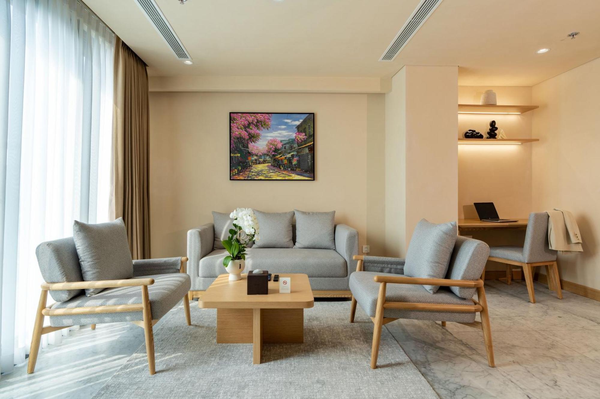 The Five Suites Lilas Hanoi Exteriör bild
