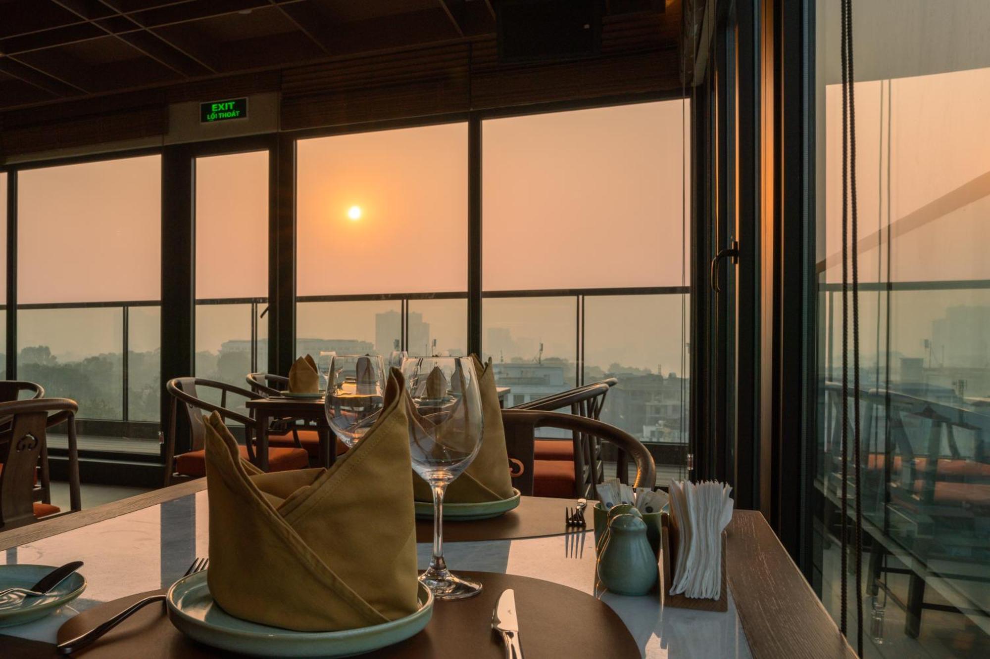 The Five Suites Lilas Hanoi Exteriör bild