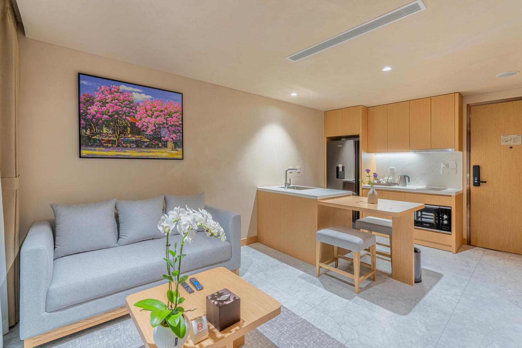 The Five Suites Lilas Hanoi Exteriör bild
